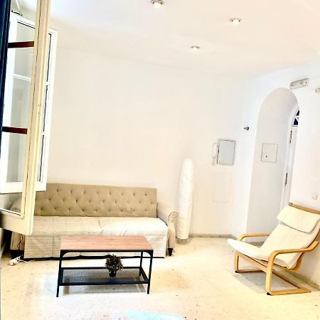 Liam Studio In Sevilla Centric Luaran gambar