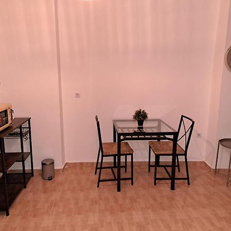 Liam Studio In Sevilla Centric Luaran gambar