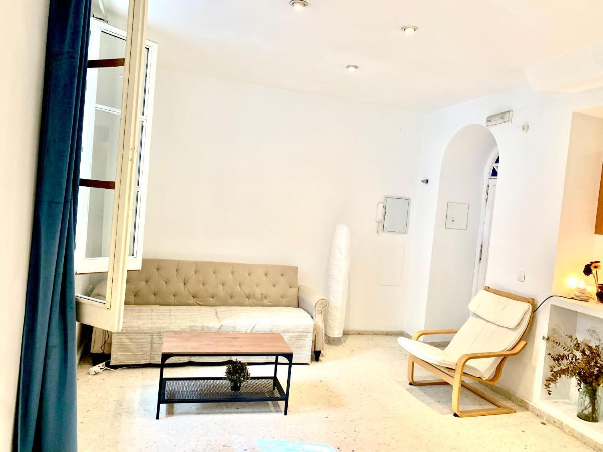 Liam Studio In Sevilla Centric Luaran gambar